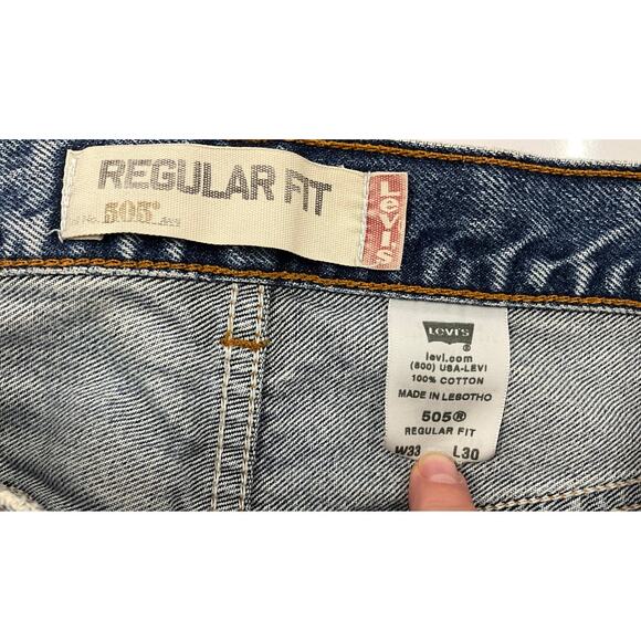 Levi's 505 Size 33x30 Men's Regular Fit Stone Washed Denim Jeans - Picture 5 of 10